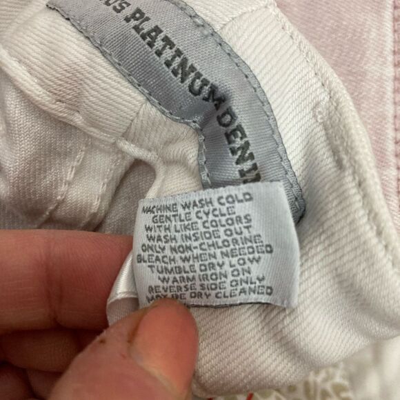 Chico’s Platinum Stretch Ultimate Fit denim jeans in cherub pink/pale mauve sz 1 - Picture 9 of 9